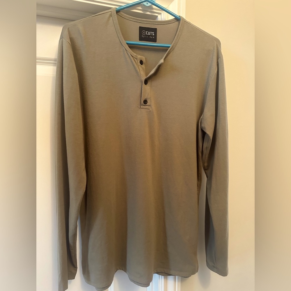 Cuts, large long sleeve Henley Sage color